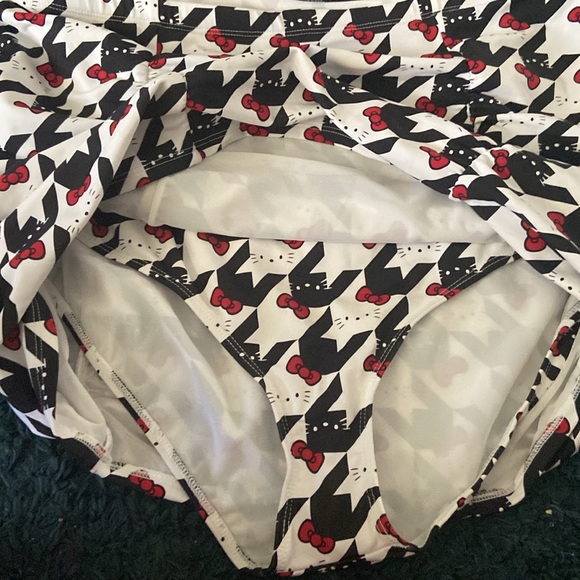 Torrid Hello a kitty swim skirt bottom - Picture 4 of 6